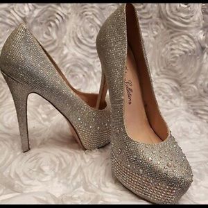 De Blossom Collection Silver Sparkle Rhinestones Platforms Stiletto Heels Size 8